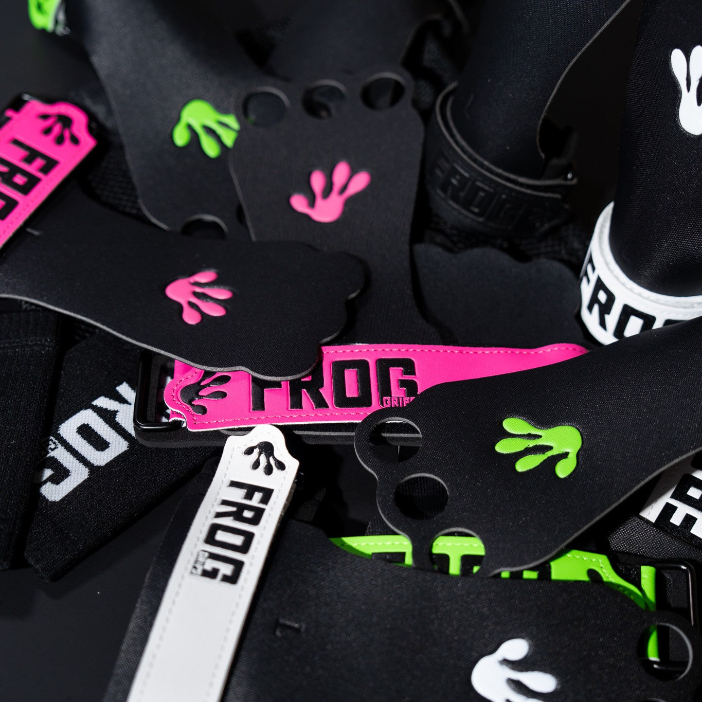 Frog Grips Base Chalk-Ready Gymnastic Grips for CrossFit – HD