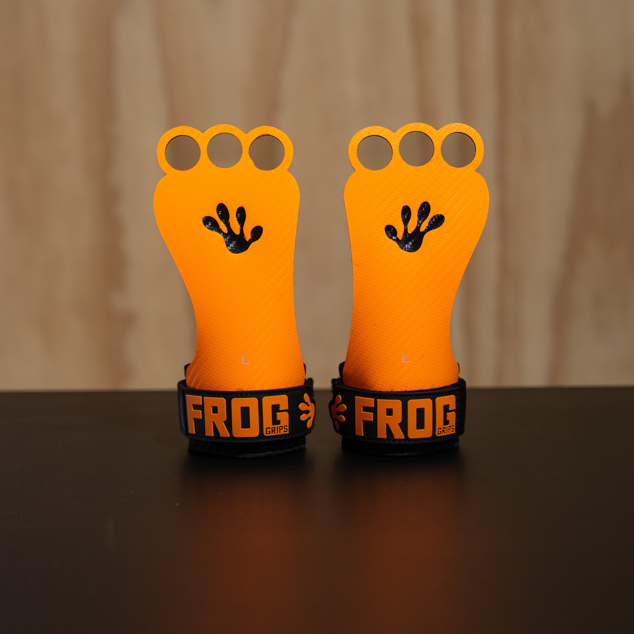 Frog Grips Elite Fingerhole Chalkless Gymnastic Grips – Frog Grips