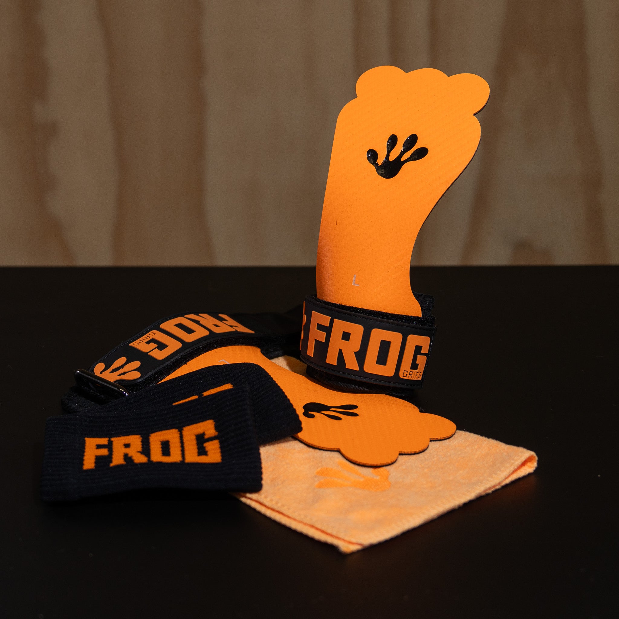 Frog Grips Elite Chalk-Free Fingerless Gymnastic Grips – Frog