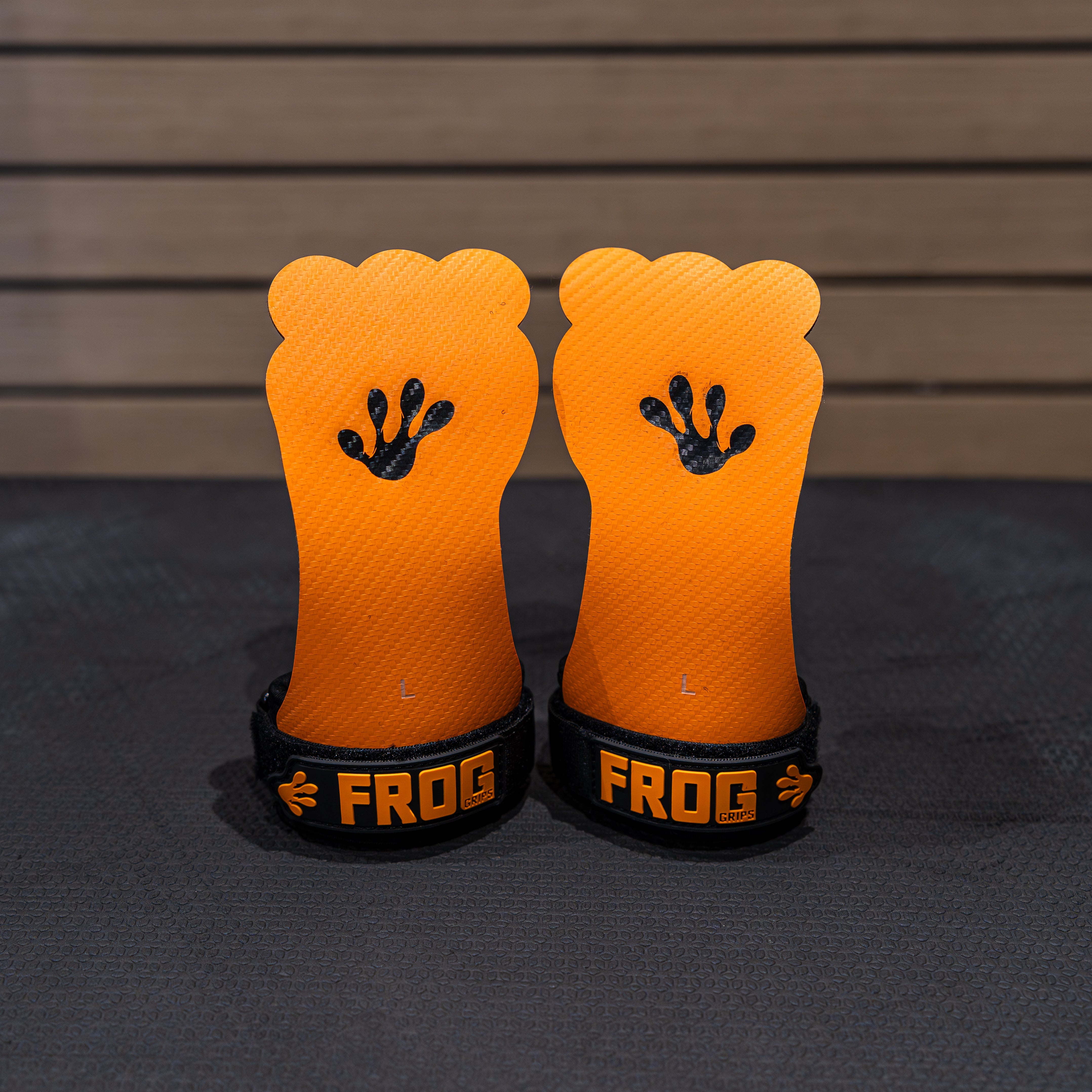 Frog Grips Elite Chalk-Free Fingerless Gymnastic Grips - OG – Frog